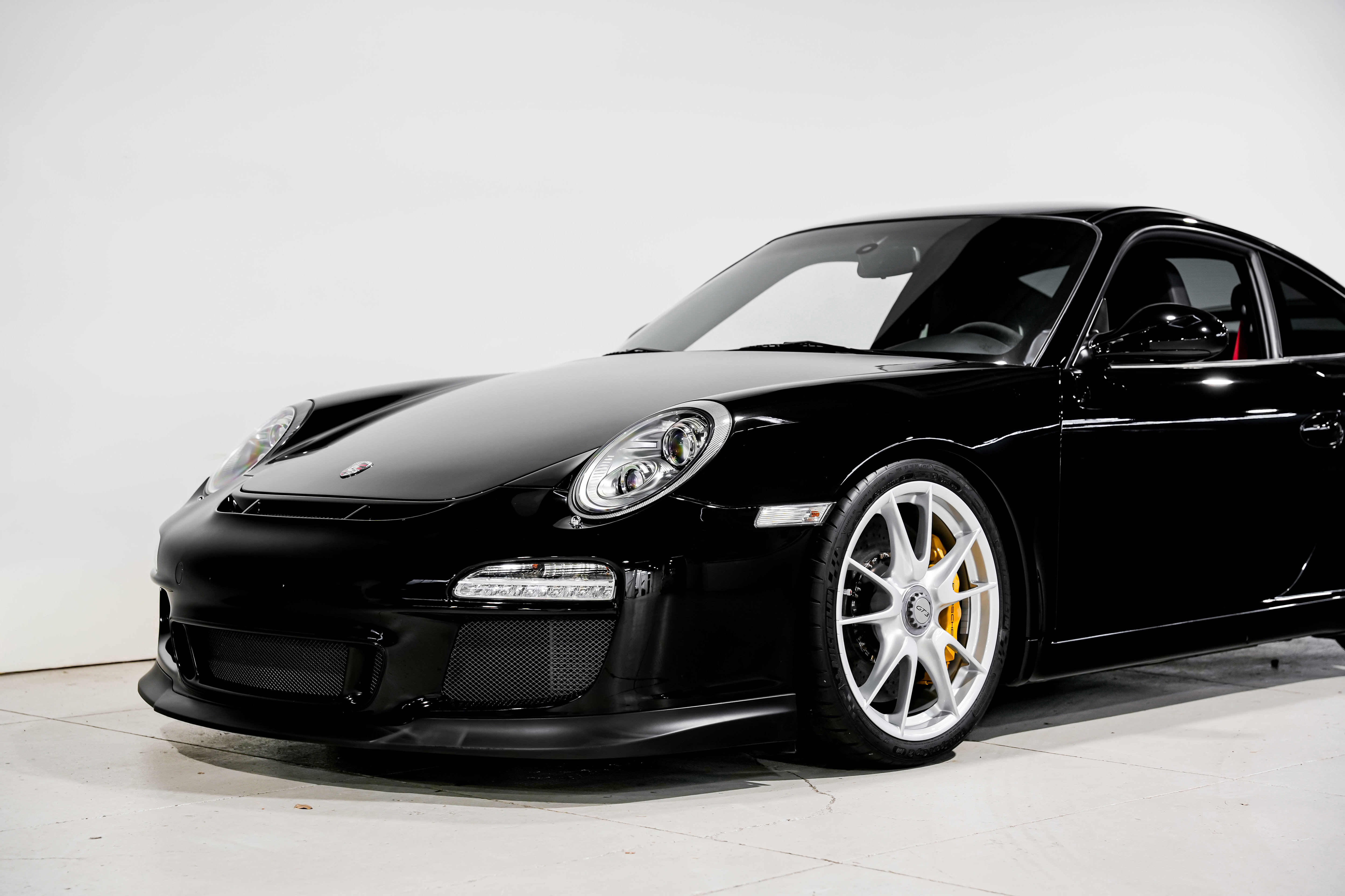 Used 2010 Porsche 911 GT3 image 32