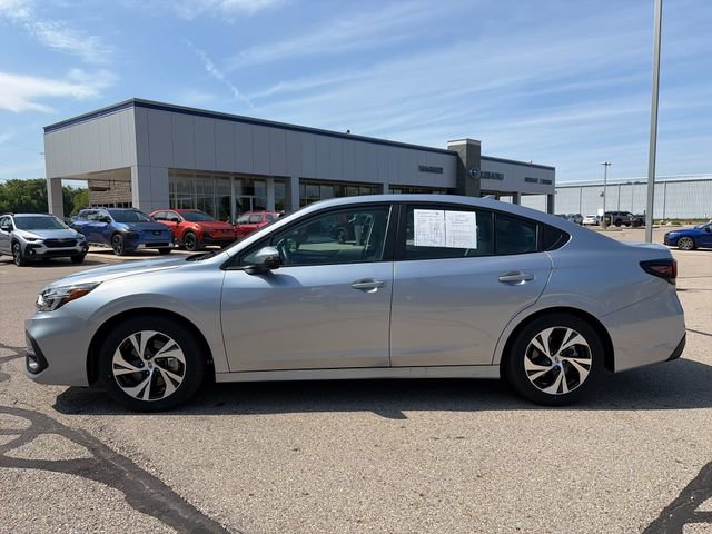 Used 2025 Subaru Legacy Premium AWD/4WD image 4
