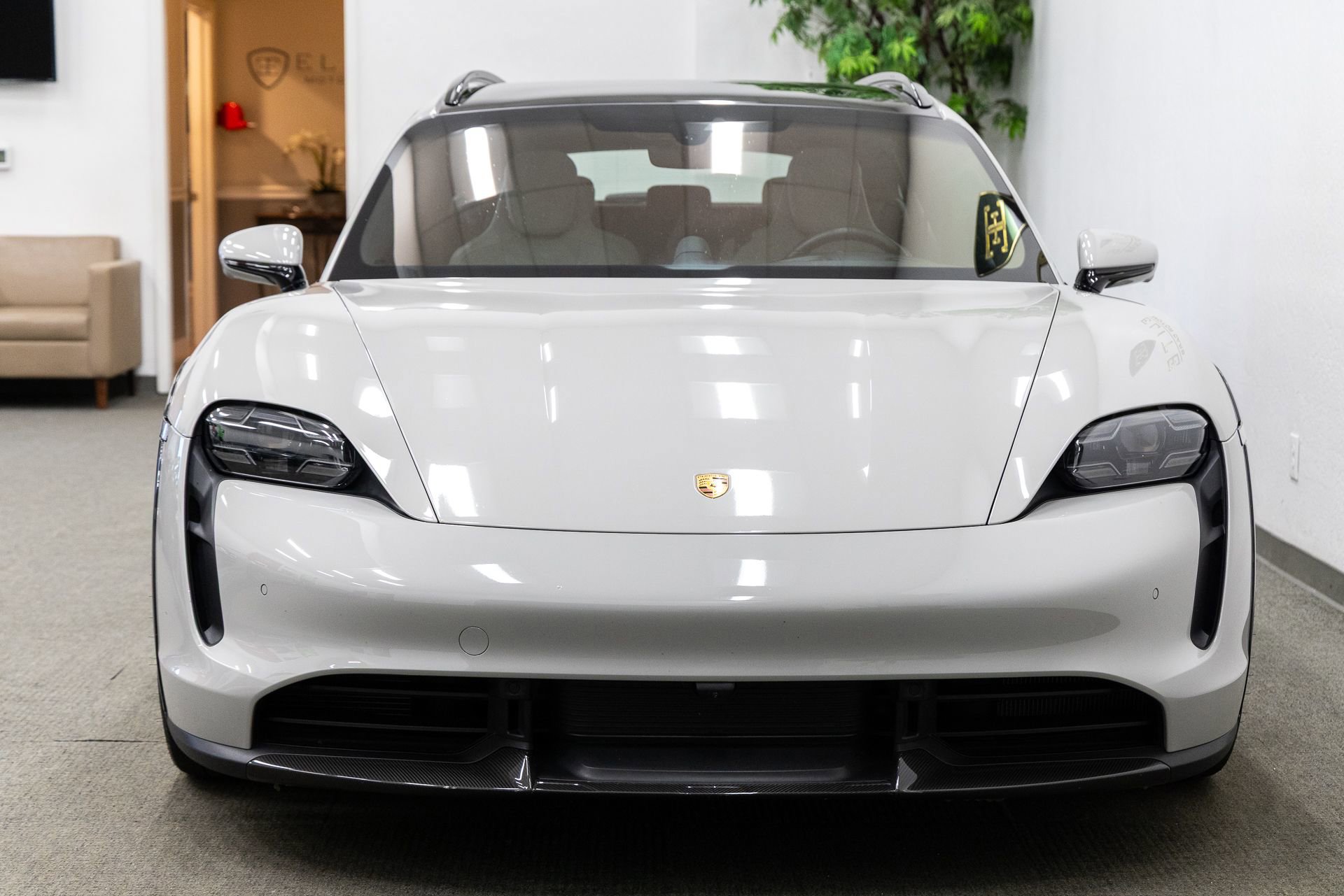 Used 2021 Porsche Taycan Turbo S AWD/4WD image 12
