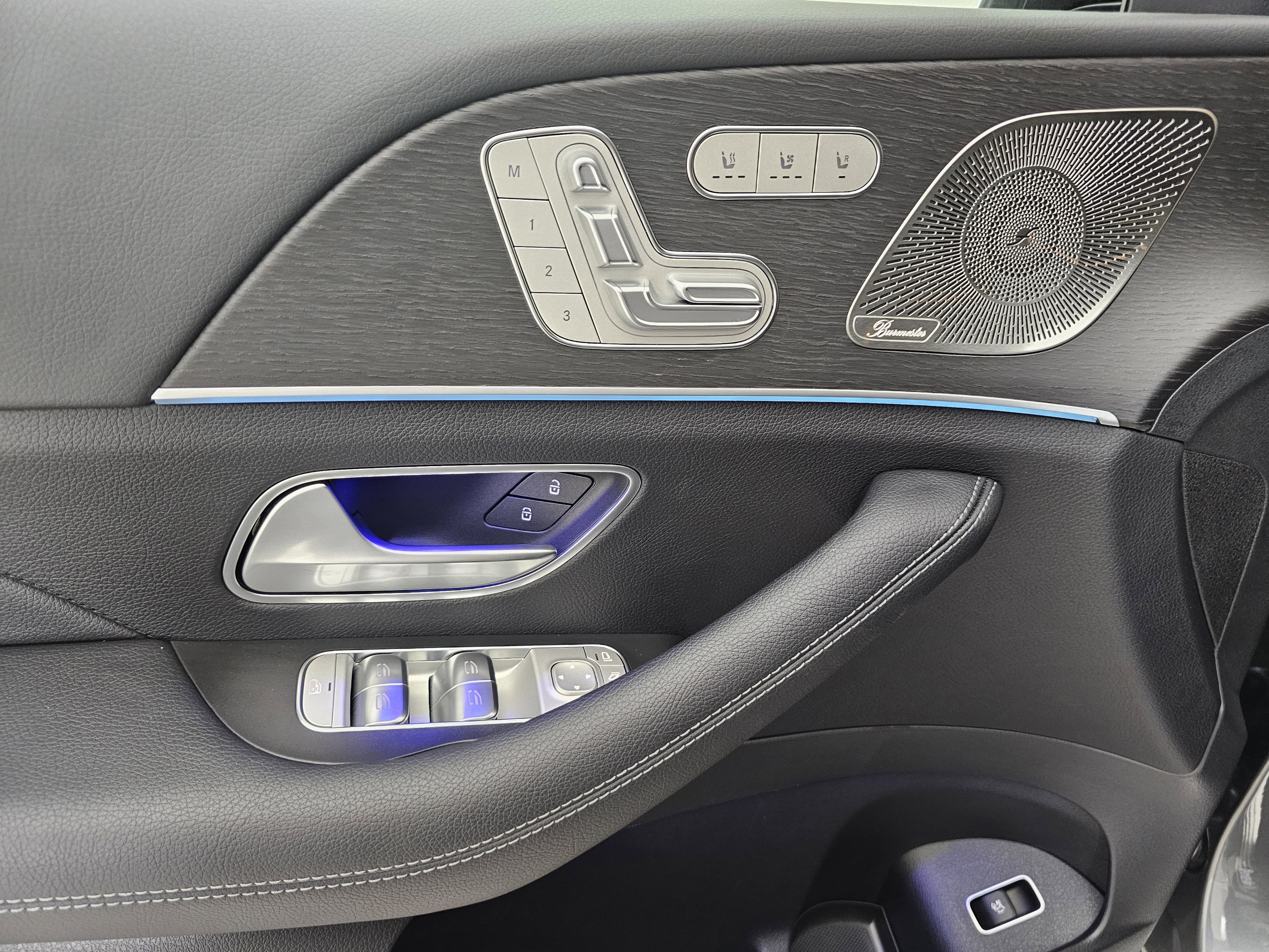 Certified 2024 Mercedes-Benz GLS 450 4MATIC image 11