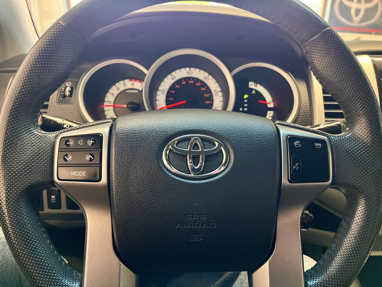 Used 2012 Toyota Tacoma PreRunner w/ SR5 Pkg RWD image 10