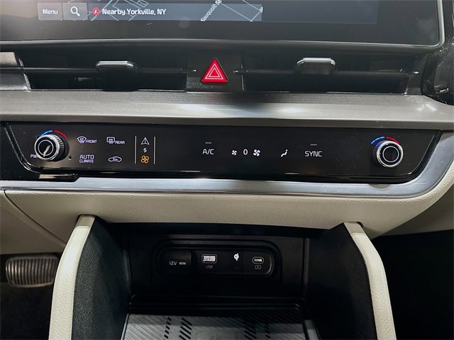 Used 2023 Kia Sportage EX image 22