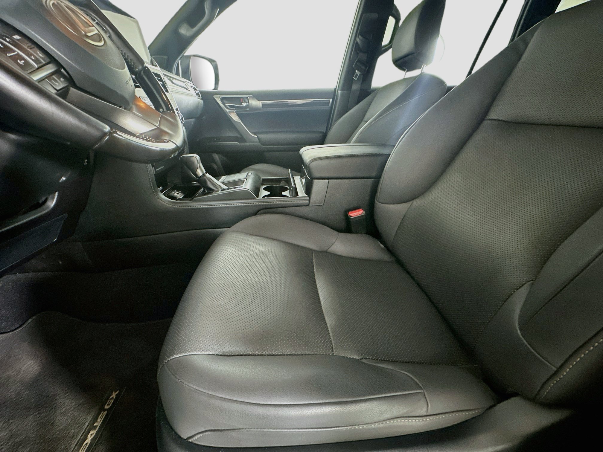 Used 2023 Lexus GX 460 Premium w/ Premium Package AWD/4WD image 13