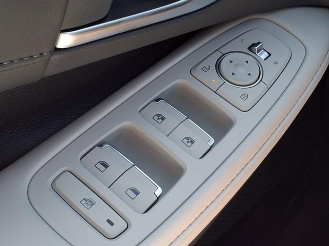 New 2025 Hyundai Sonata Limited image 22