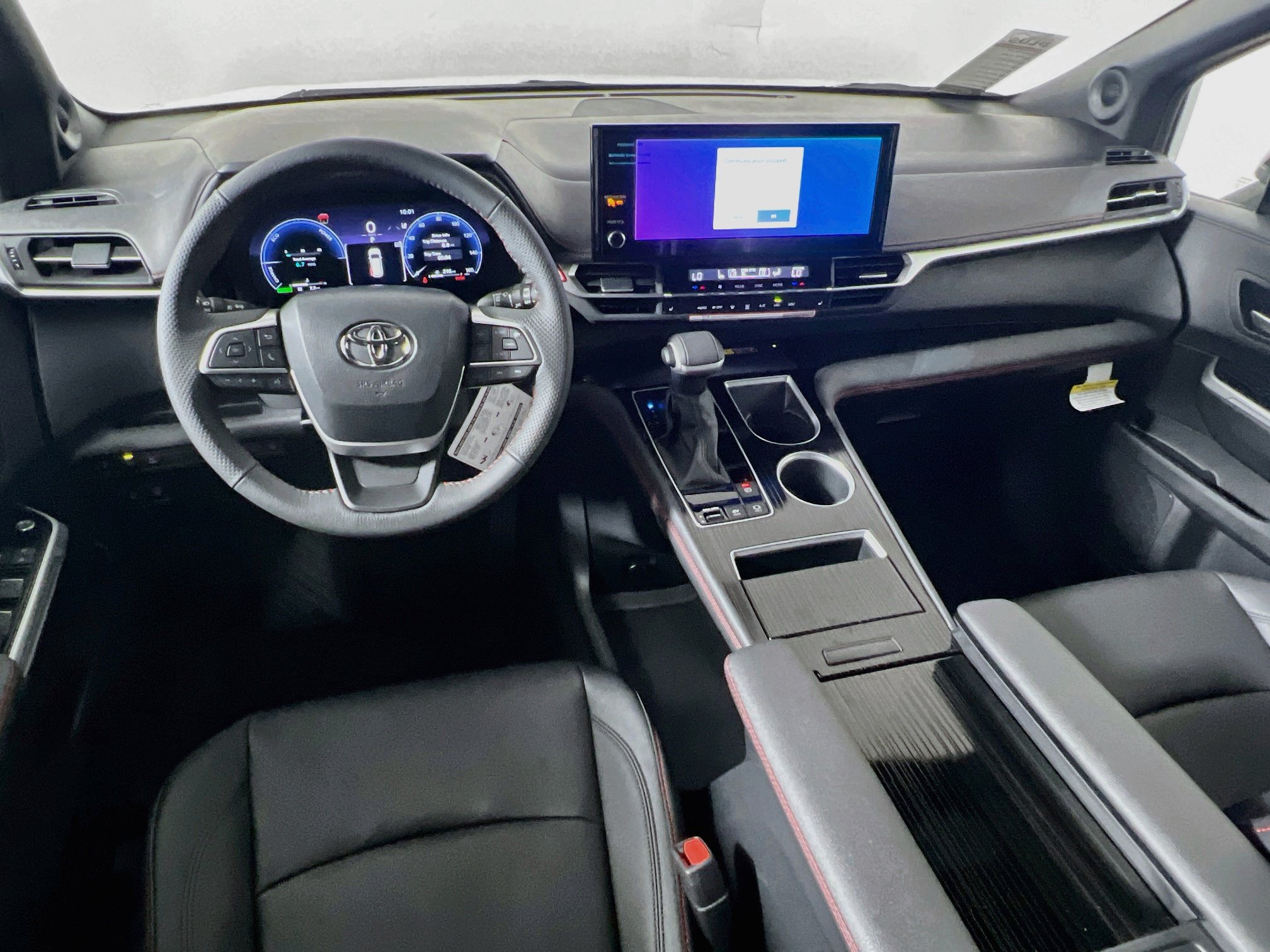 New 2026 Toyota Sienna XSE FWD image 29