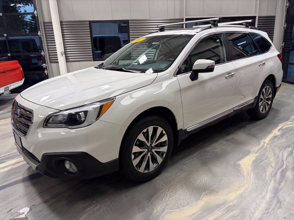Used 2017 Subaru Outback 2.5i Touring w/ Popular Package #5A AWD/4WD image 39