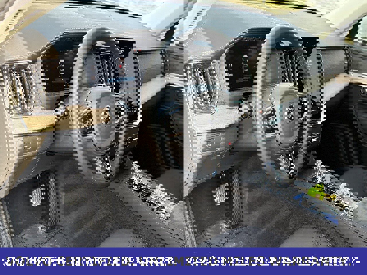 Certified 2025 Volvo XC90 B6 Plus image 15