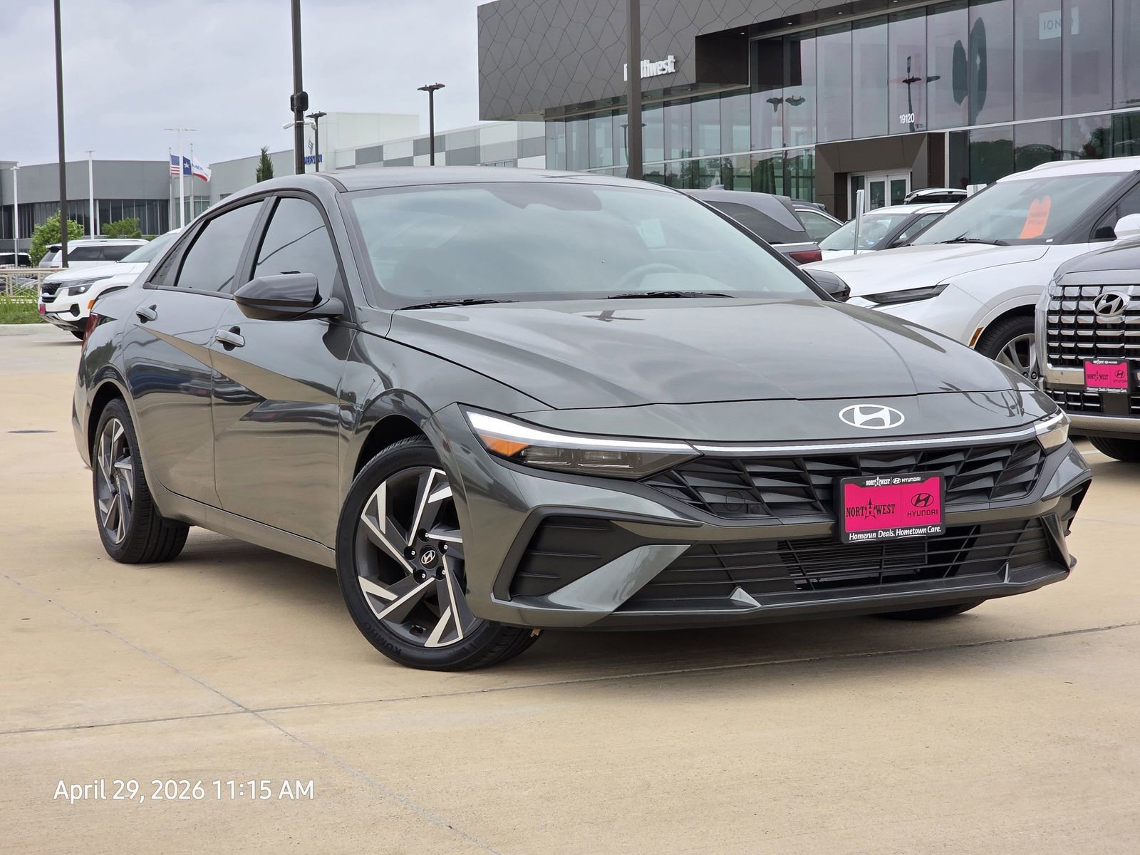 Certified 2025 Hyundai Elantra Sport FWD image 1