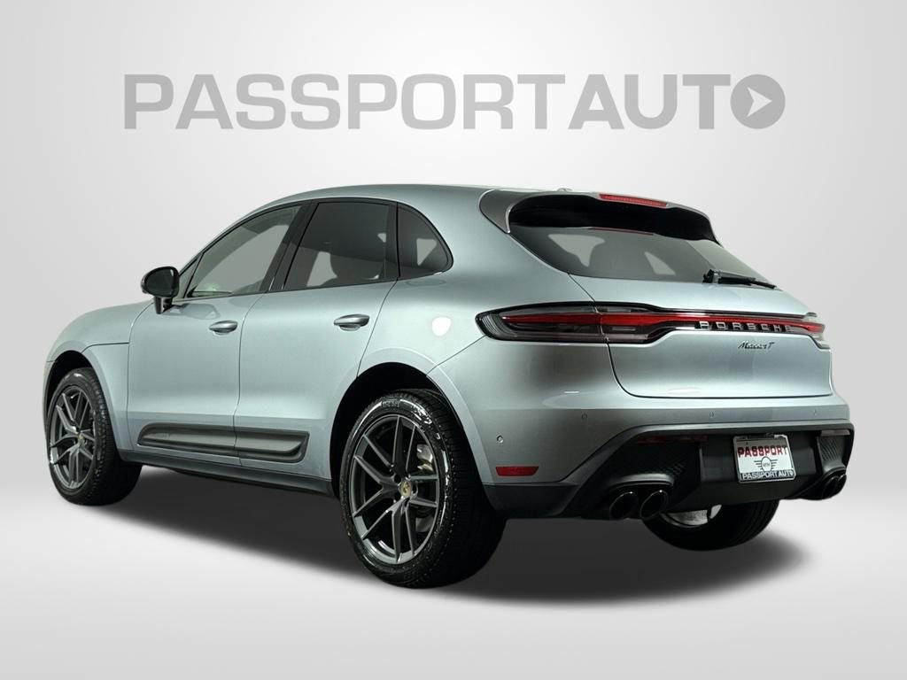 Used 2025 Porsche Macan AWD/4WD image 5