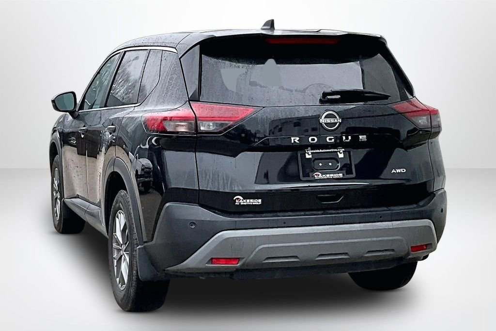 Used 2023 Nissan Rogue S image 4