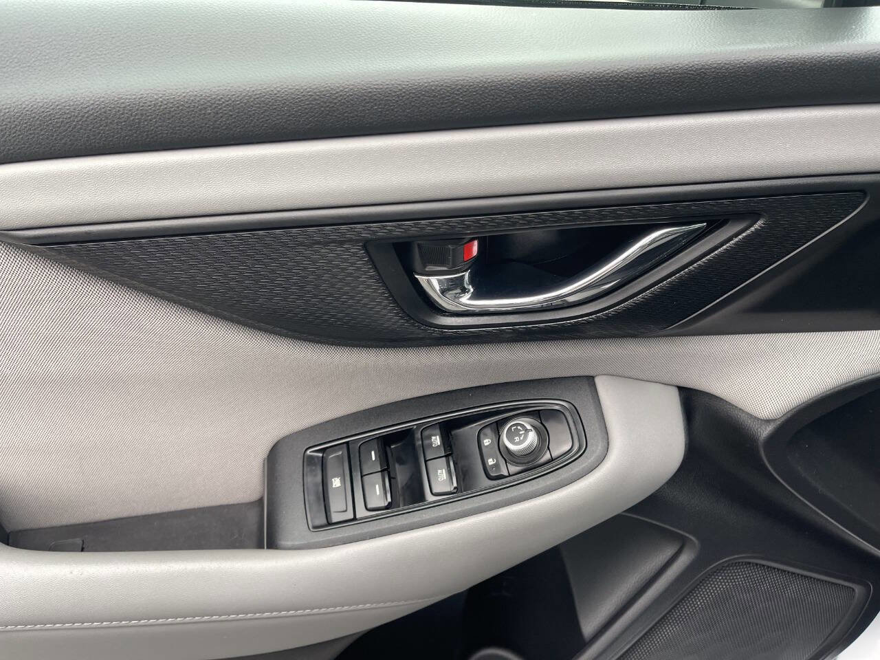 Used 2020 Subaru Legacy Premium image 31