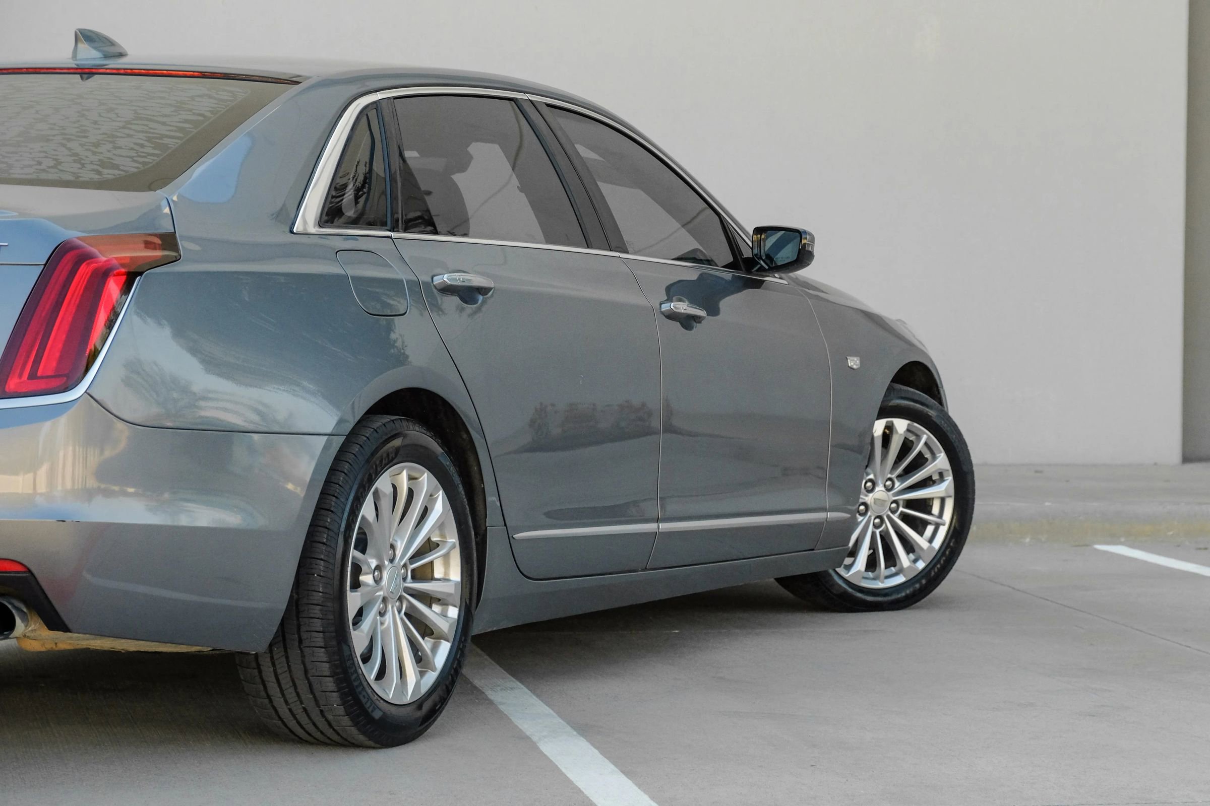 Used 2018 Cadillac CT6 2.0T image 6