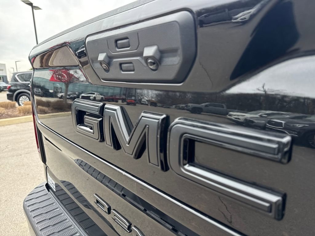 Used 2022 GMC Sierra 3500 Denali w/ Denali Black Diamond Edition image 44