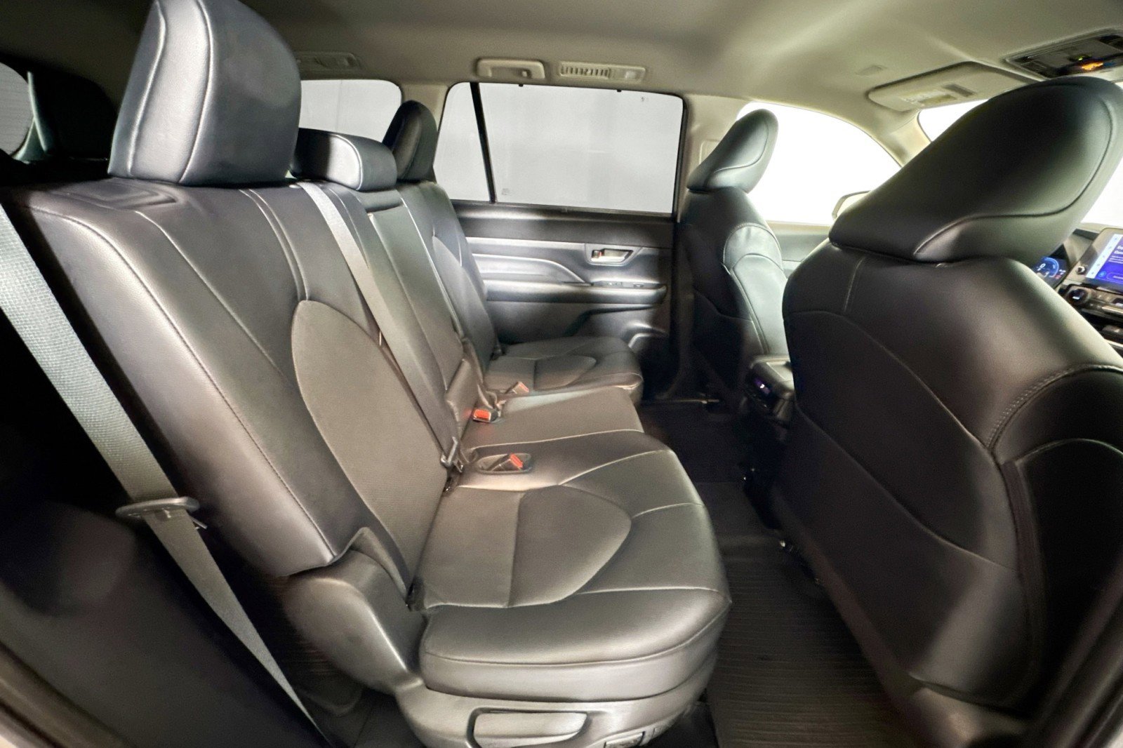 Used 2024 Toyota Grand Highlander AWD Hybrid image 26