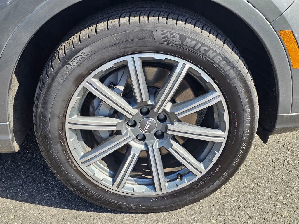 Used 2017 Audi Q7 3.0T Premium Plus image 31