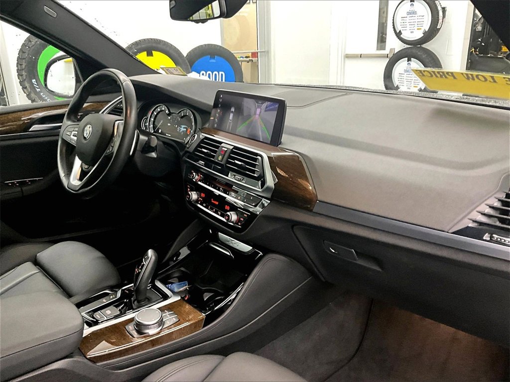 Used 2019 BMW X4 xDrive30i w/ Driving Assistance Package image 14