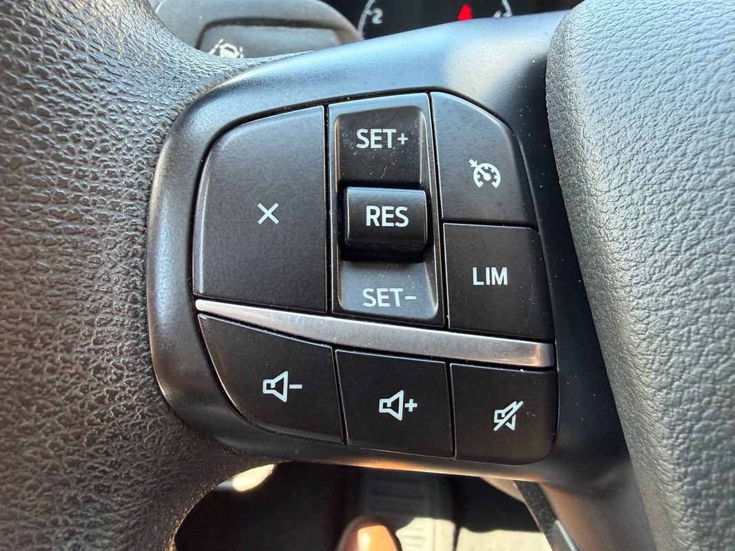 Used 2024 Ford Transit 350 XLT RWD image 13