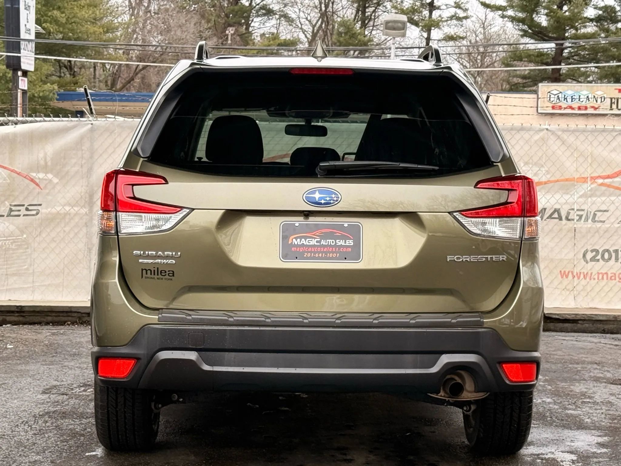 Used 2022 Subaru Forester Premium AWD/4WD image 57
