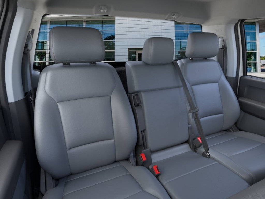 New 2025 Ford F550 4x4 Regular Cab Super Duty image 10