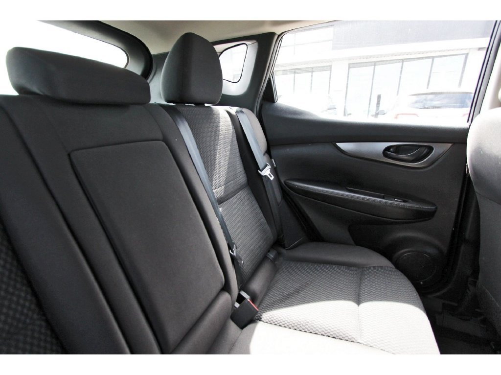 Used 2021 Nissan Rogue Sport S FWD image 13