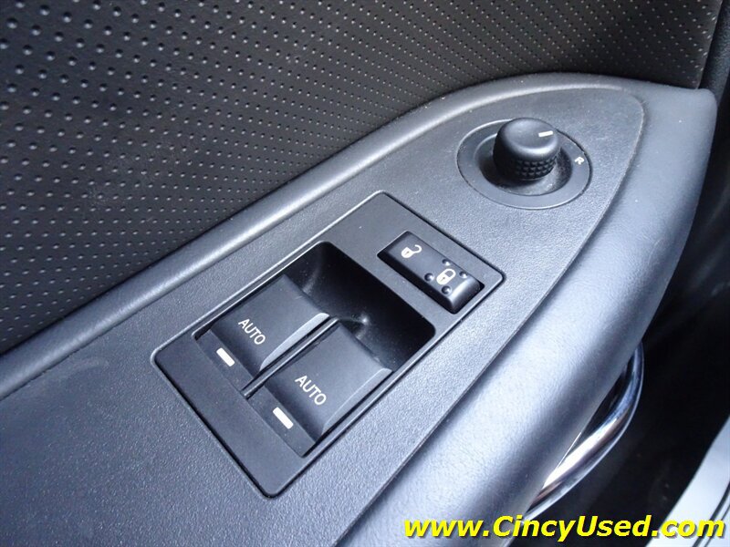 Used 2010 Dodge Challenger R/T RWD image 24