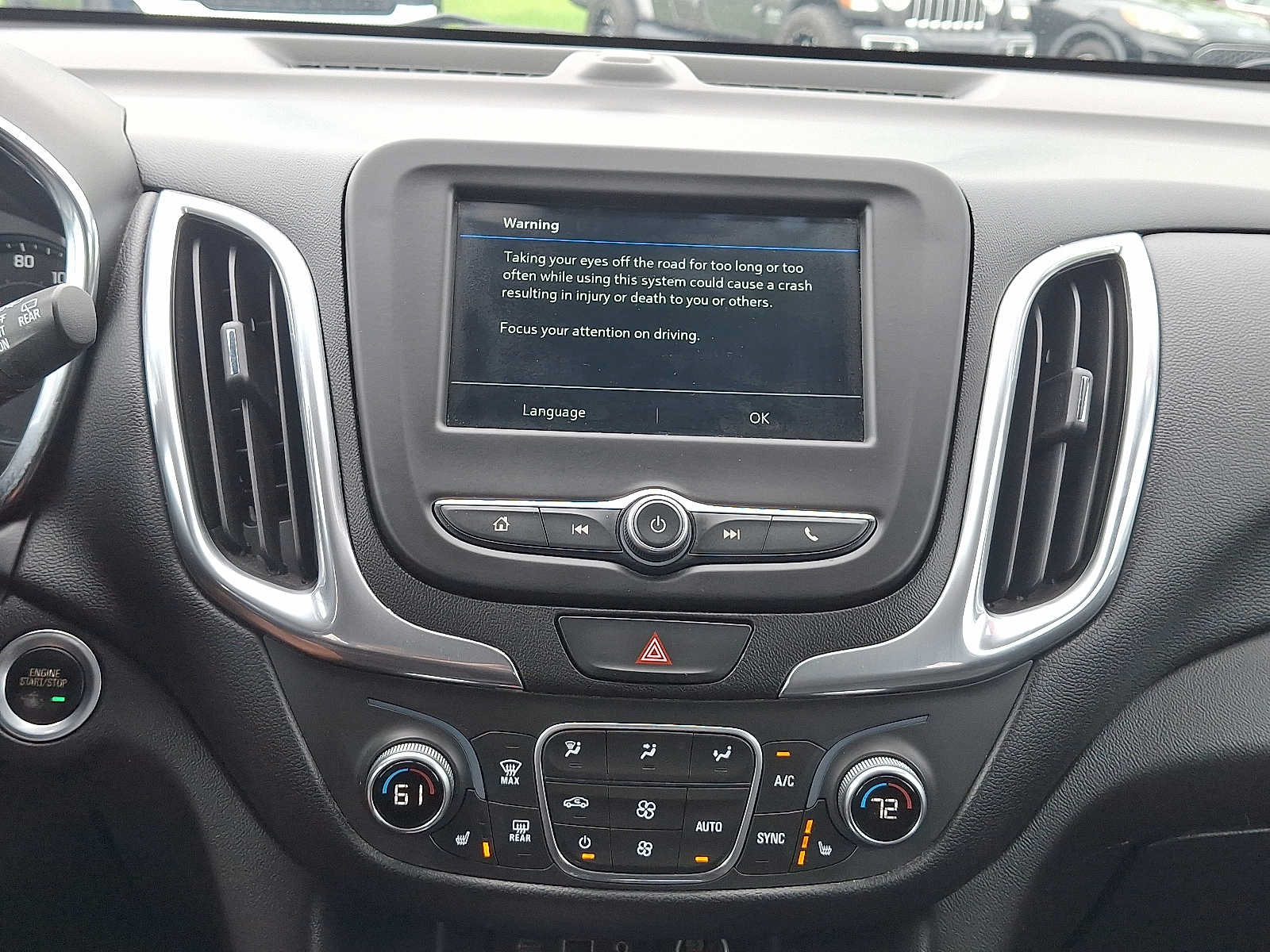 Used 2019 Chevrolet Equinox LT AWD/4WD image 16