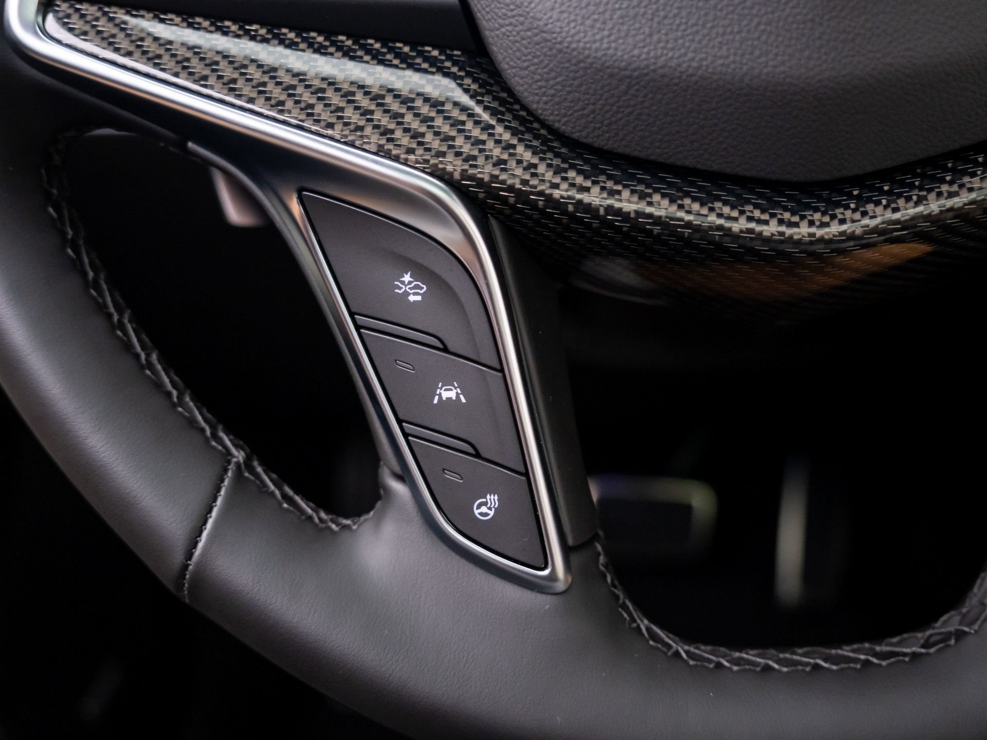 New 2026 Cadillac XT5 Sportv w/ LPO, Floor Liner Package AWD/4WD image 25