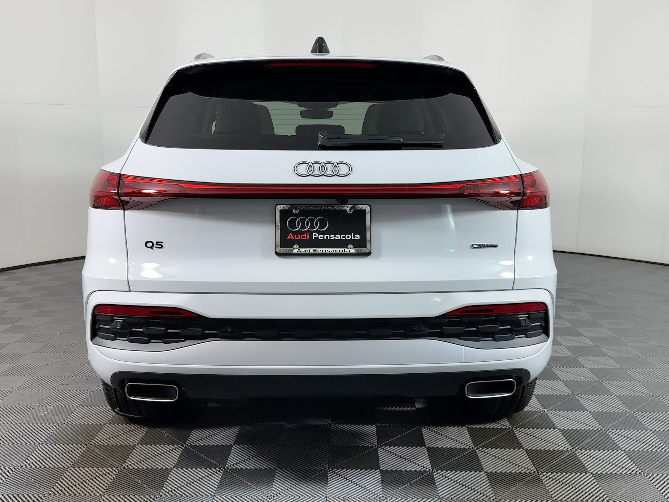 New 2025 Audi Q5 Premium Plus image 9