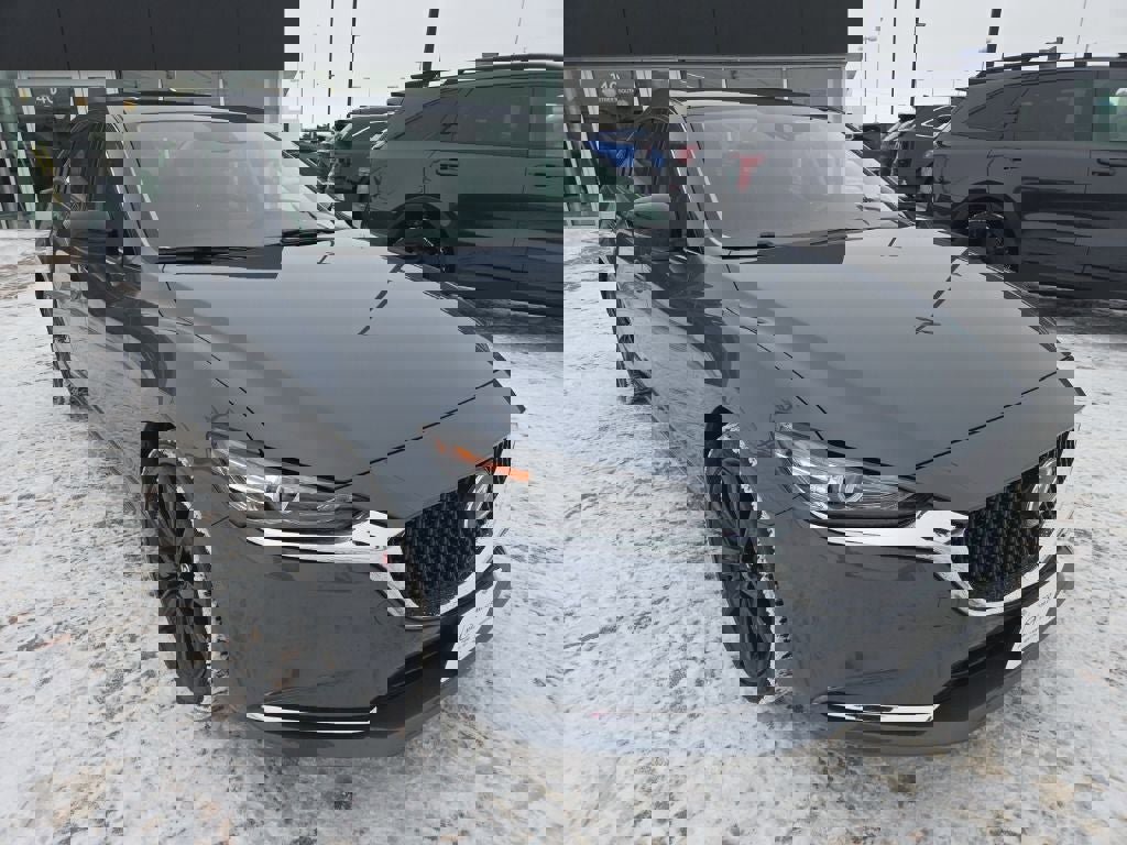 Used 2021 MAZDA MAZDA6 Carbon Edition image 3