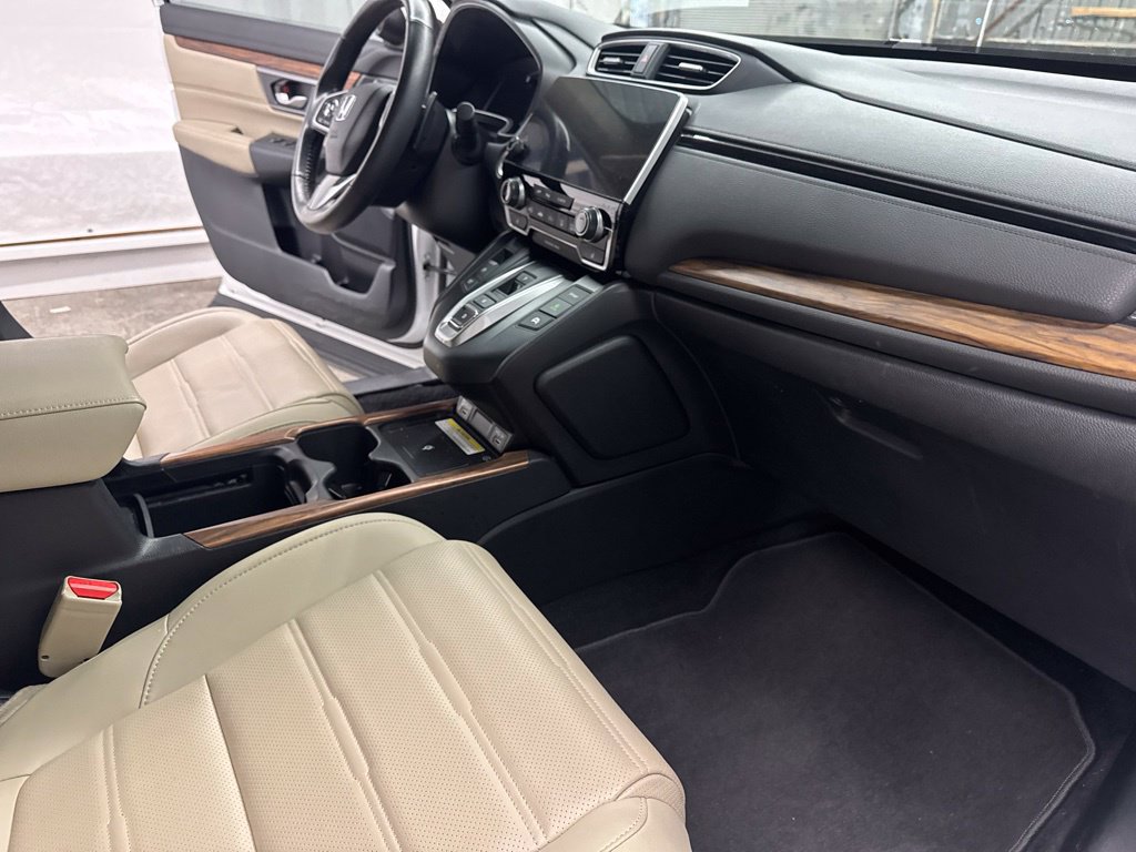 Used 2022 Honda CR-V Touring image 18