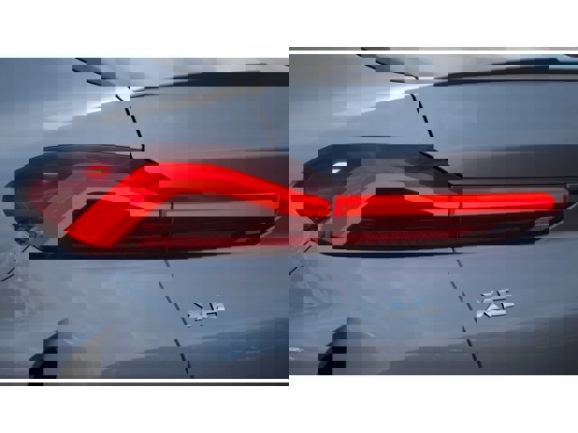 New 2026 BMW X6 xDrive40i image 8