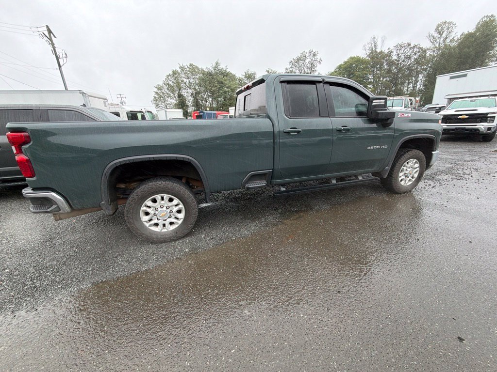 Used 2025 Chevrolet Silverado 2500 LT w/ All Star Edition AWD/4WD image 8
