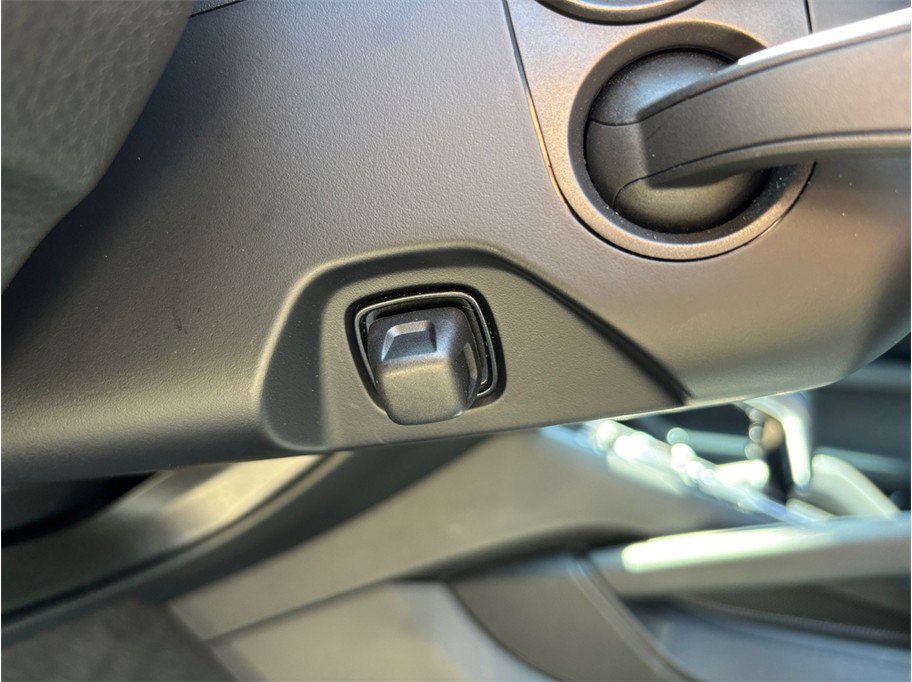 Used 2020 Porsche Cayenne image 22