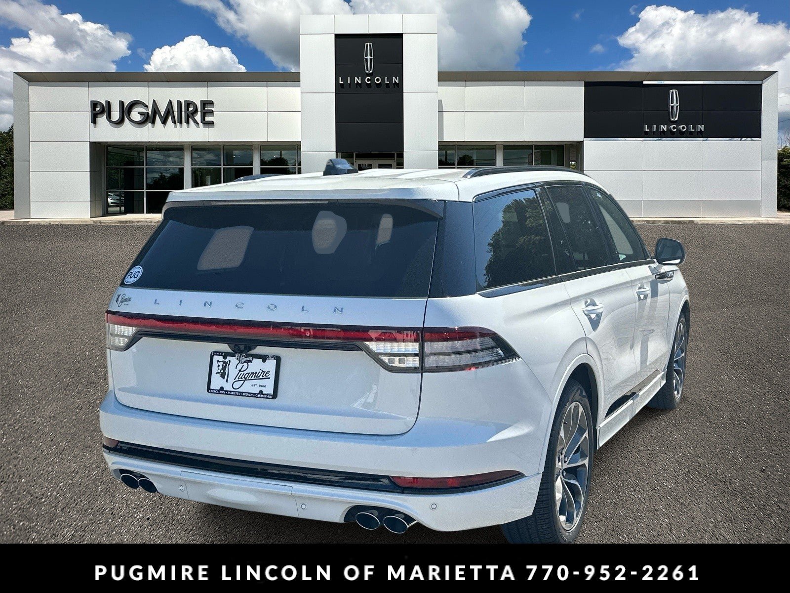 New 2026 Lincoln Aviator 2WD w/ Jet Appearance Package image 7