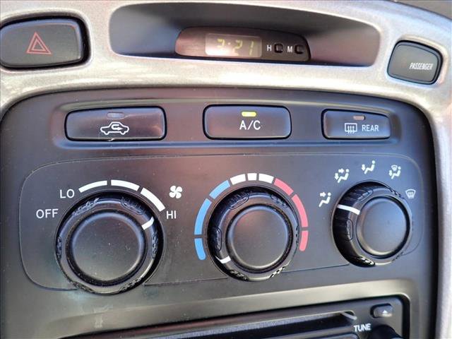 Used 2003 Toyota Highlander 4WD V6 image 19