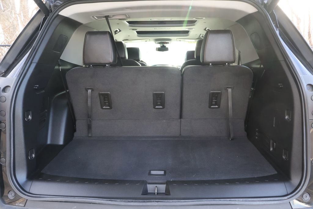 Used 2020 Chevrolet Traverse LT w/ LT Premium Package image 46