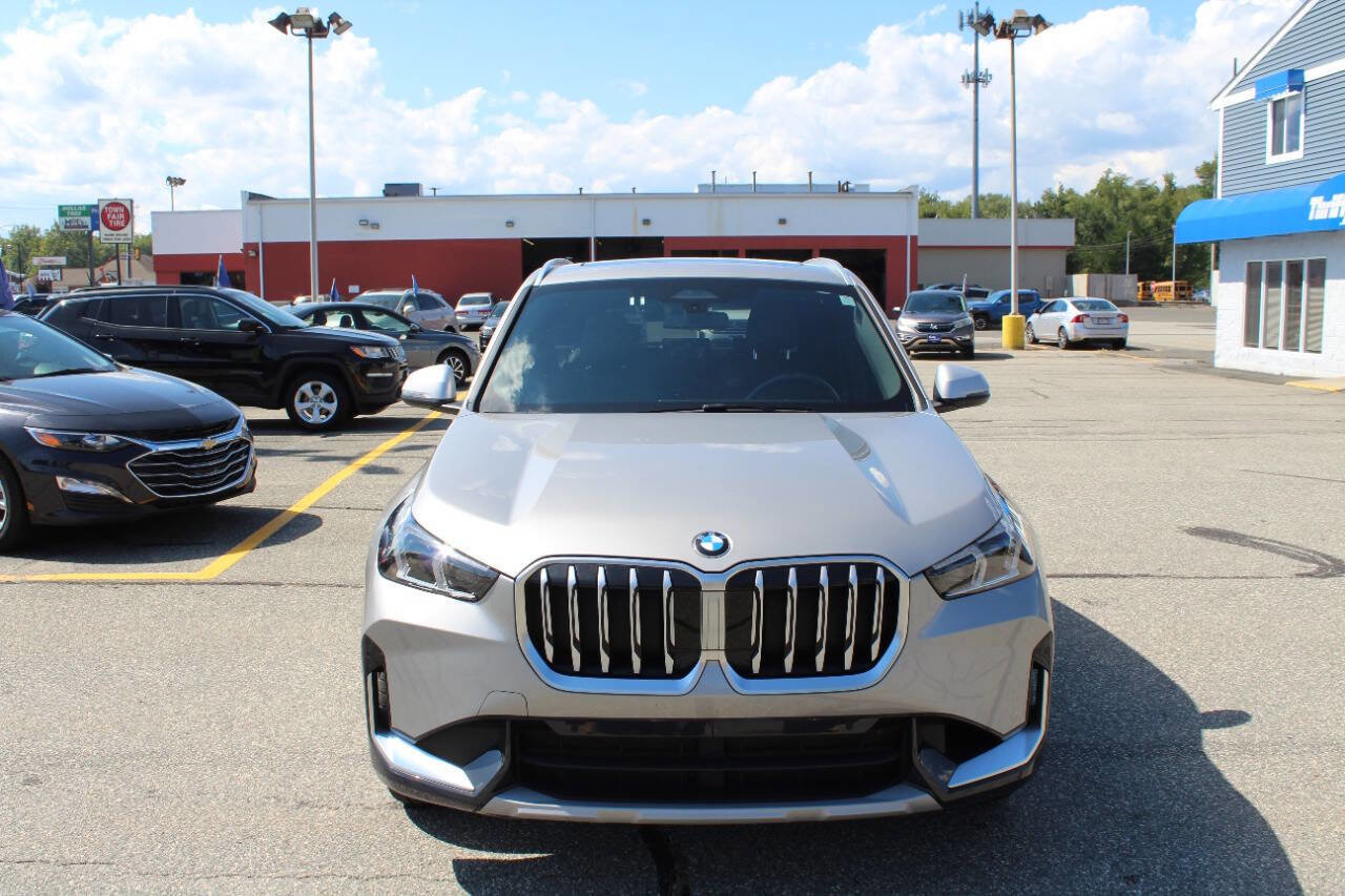 Used 2024 BMW X1 xDrive28i image 4