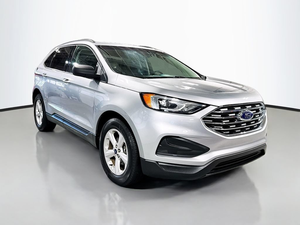 Used 2020 Ford Edge SE FWD image 4