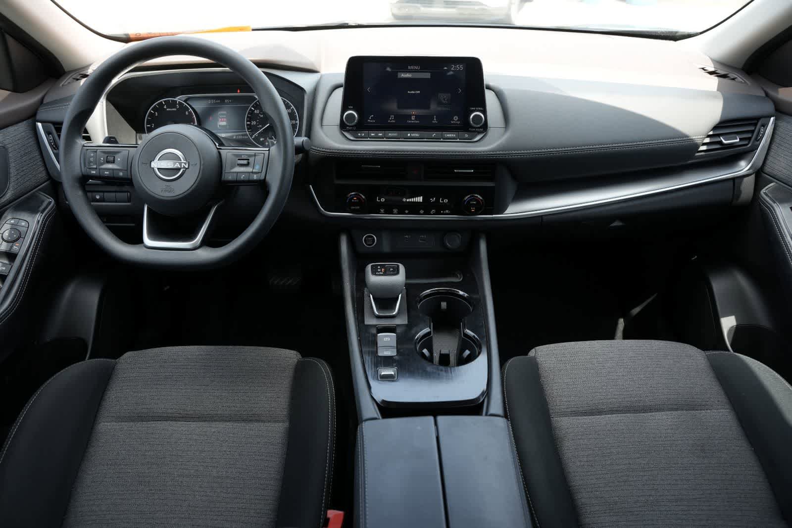 Used 2023 Nissan Rogue SV FWD image 7