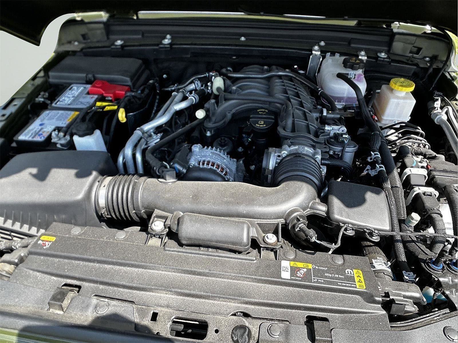 New 2023 Jeep Gladiator Sport AWD/4WD image 25