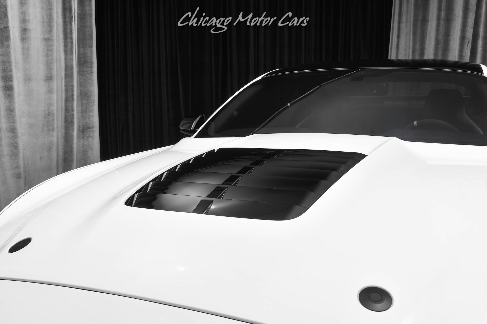 Used 2022 Ford Mustang Shelby GT500 w/ Carbon Fiber Track Pack RWD image 32