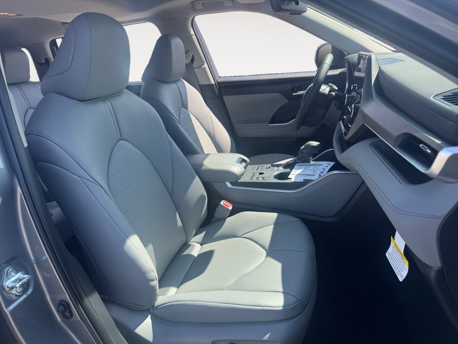 New 2026 Toyota Highlander XLE AWD/4WD image 15