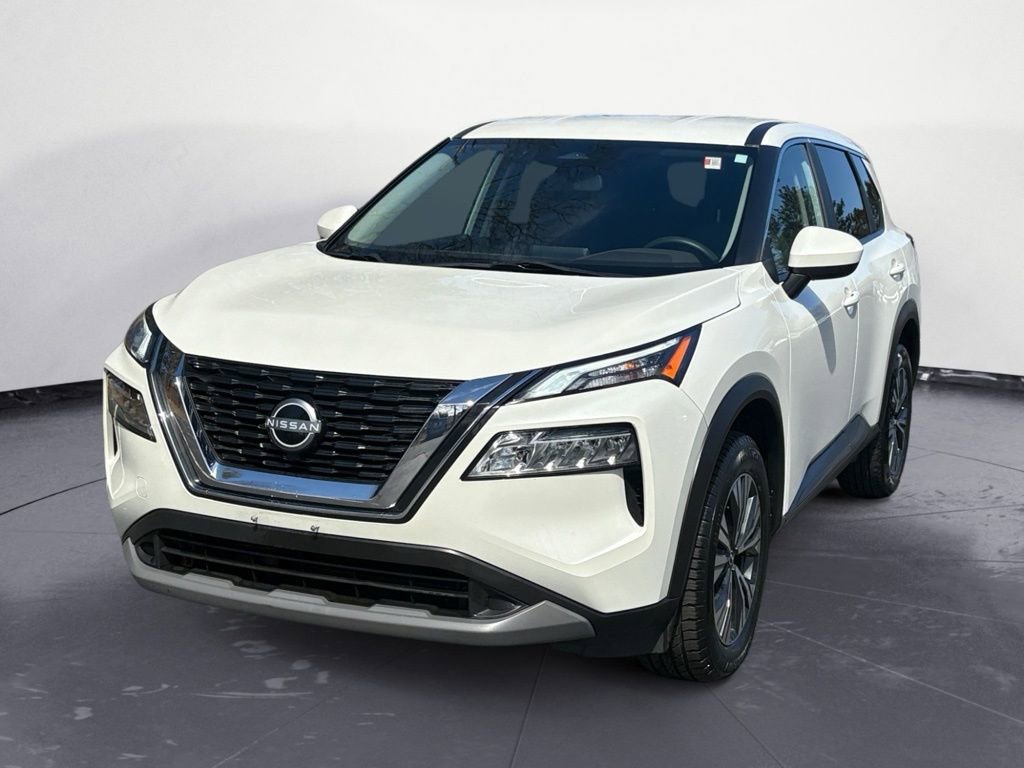 Used 2023 Nissan Rogue SV image 1