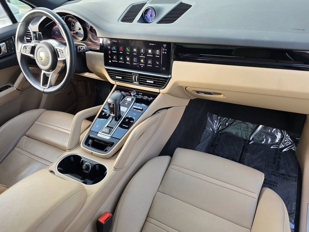 Used 2022 Porsche Cayenne image 37