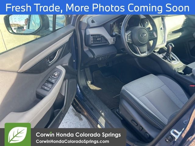 Used 2025 Subaru Outback Premium image 9