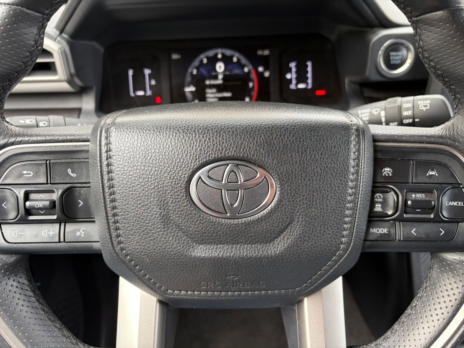 Used 2025 Toyota 4Runner SR5 image 28