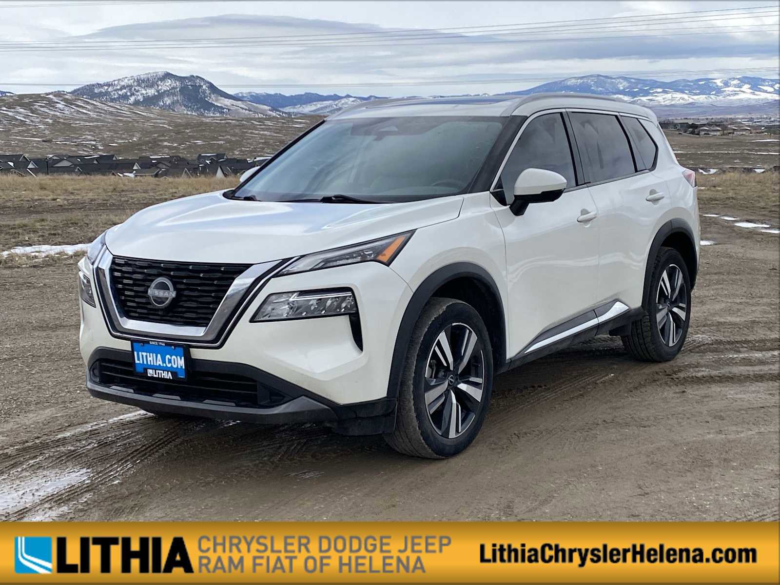 Used 2023 Nissan Rogue SL image 1