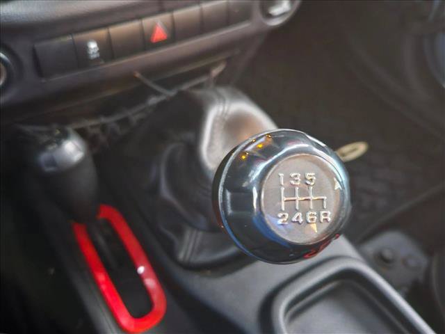 Used 2015 Jeep Wrangler Unlimited Sport AWD/4WD image 18