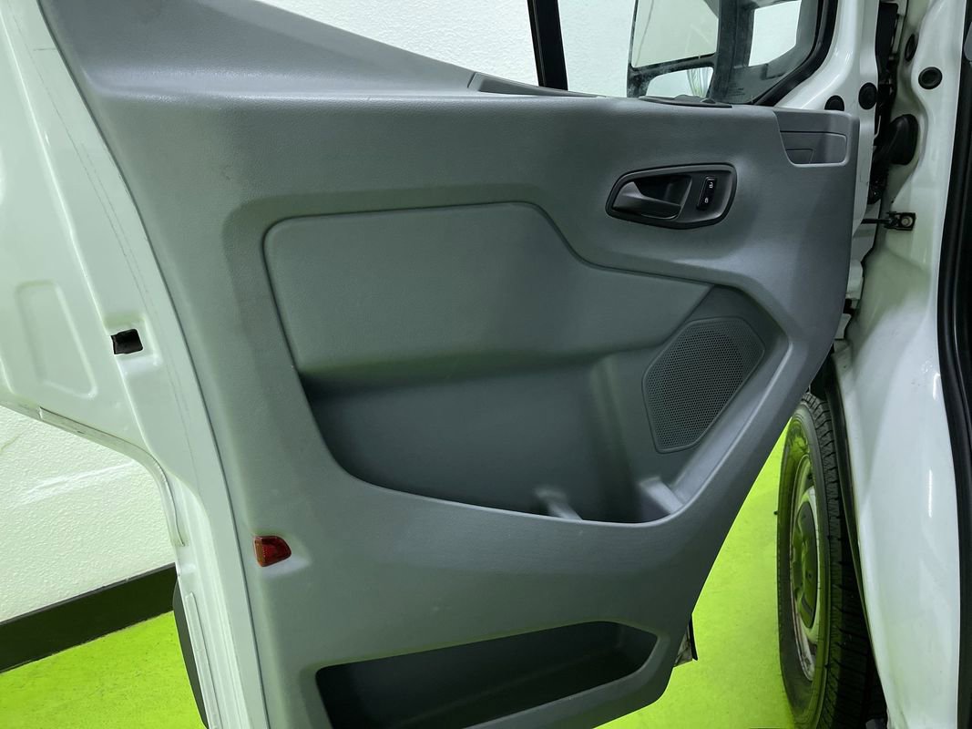 Used 2017 Ford Transit 250 130 Low Roof image 15