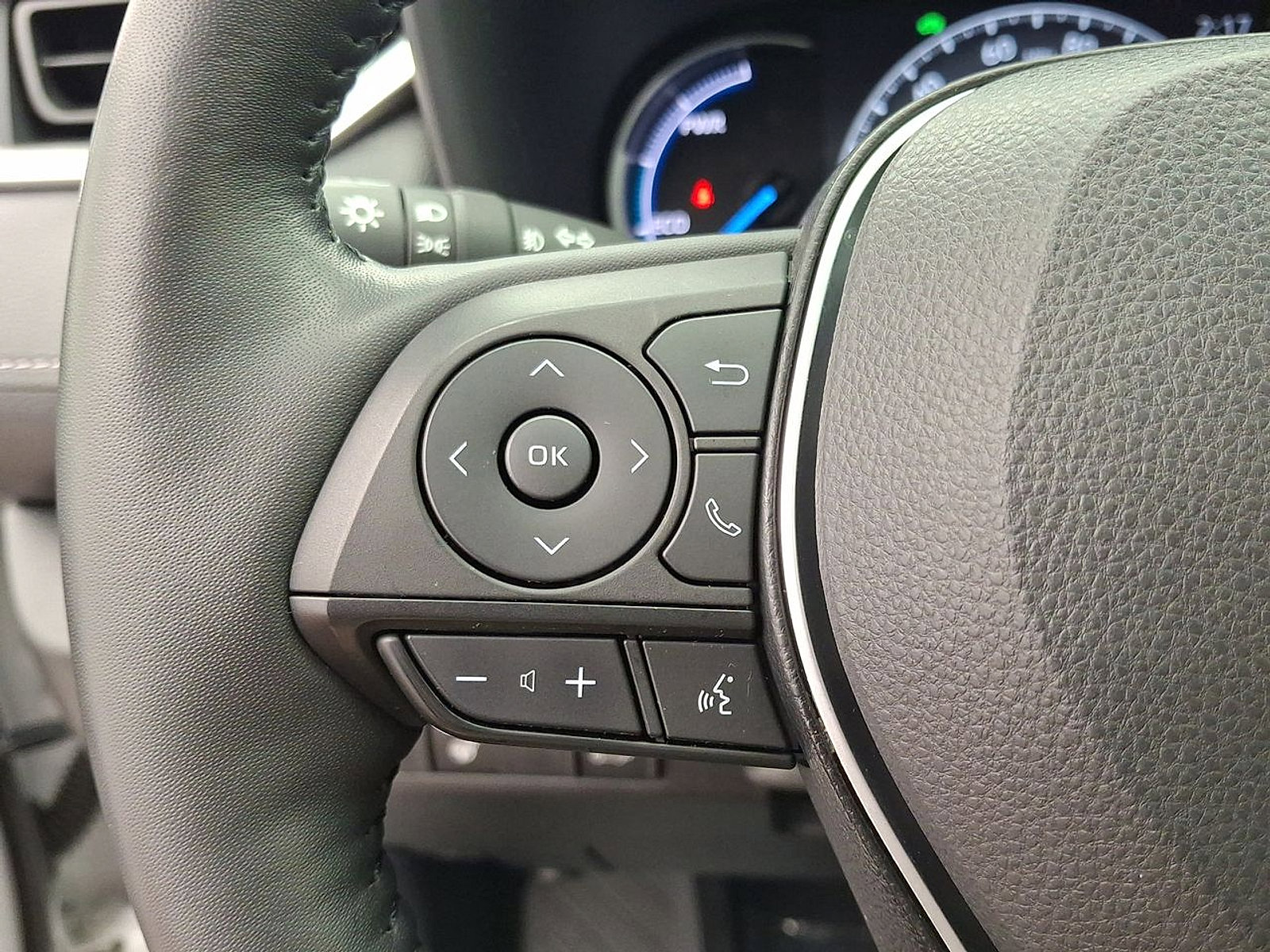 Certified 2023 Toyota RAV4 XLE Premium image 18